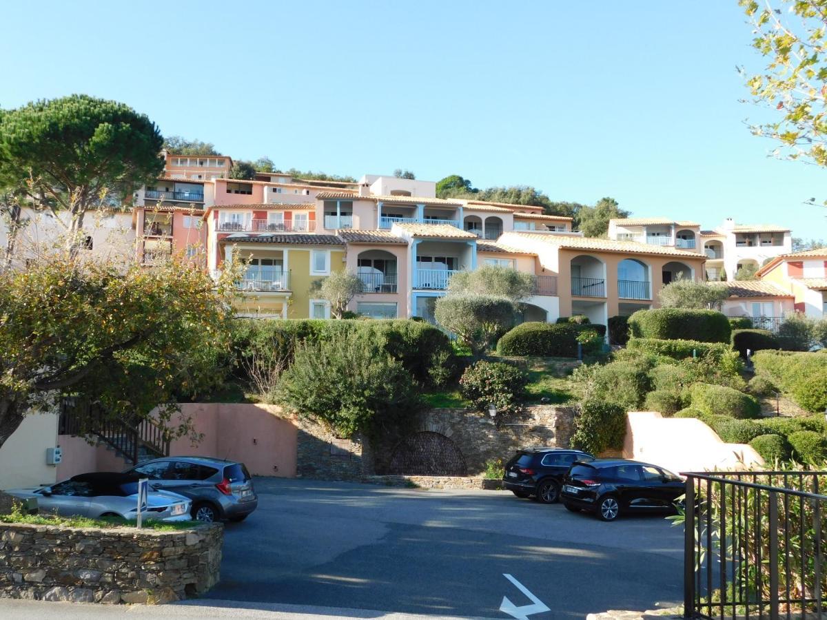 Les Restanques - Grimaud Apartment Luaran gambar