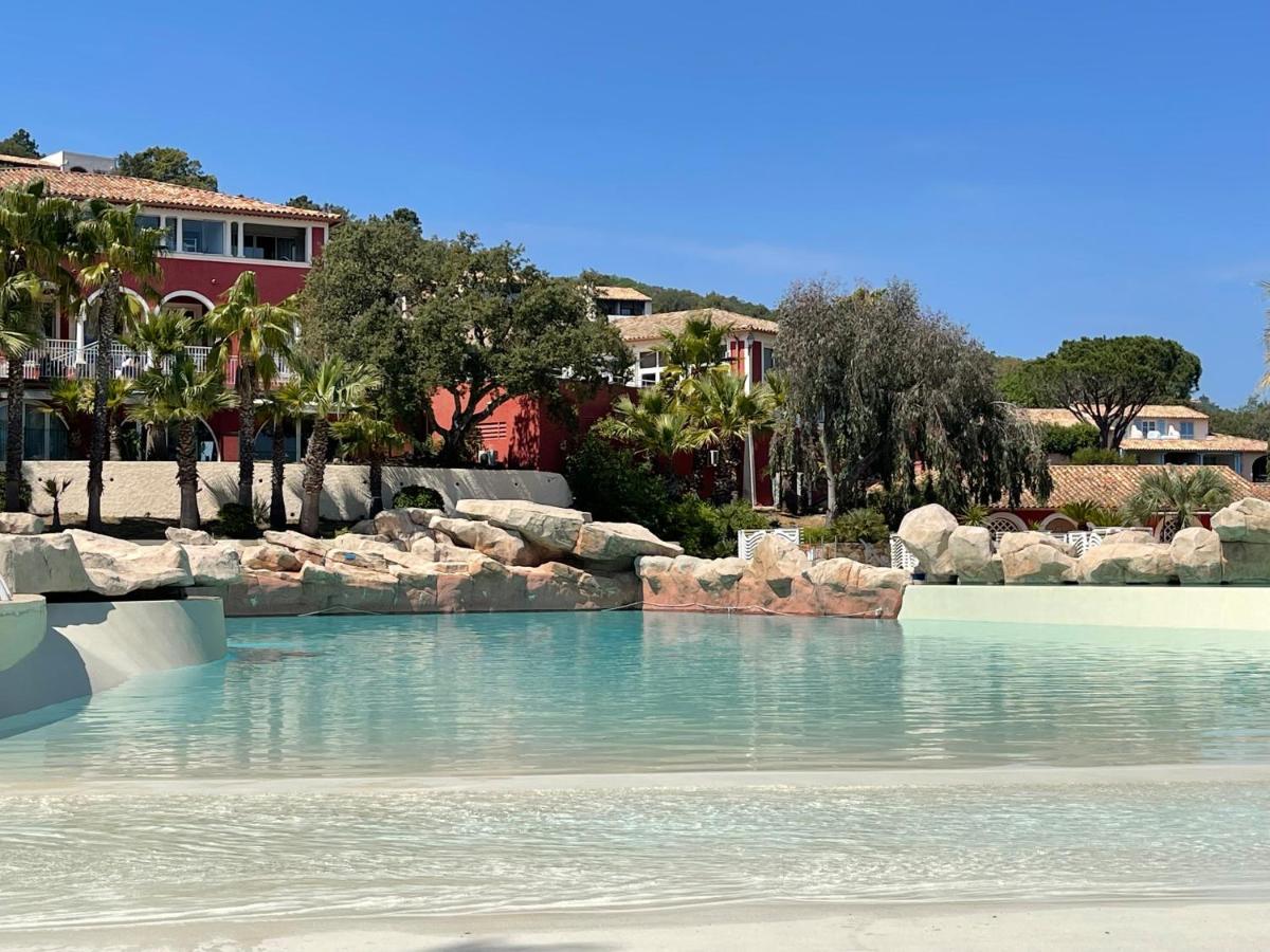 Les Restanques - Grimaud Apartment Luaran gambar